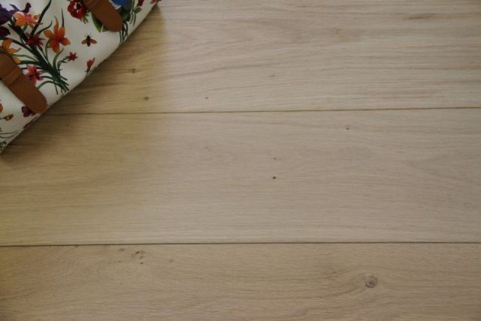Select Engineered Oak Brushed Unfinished 20 6mm By 192mm 2350mm