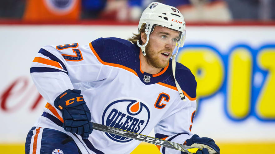 Flipboard: Oilers' Connor McDavid chose rehab over surgery ...