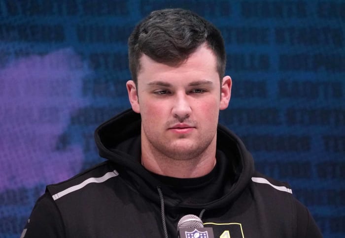 Denver Broncos: Ezra Cleveland, OT, Boise State
