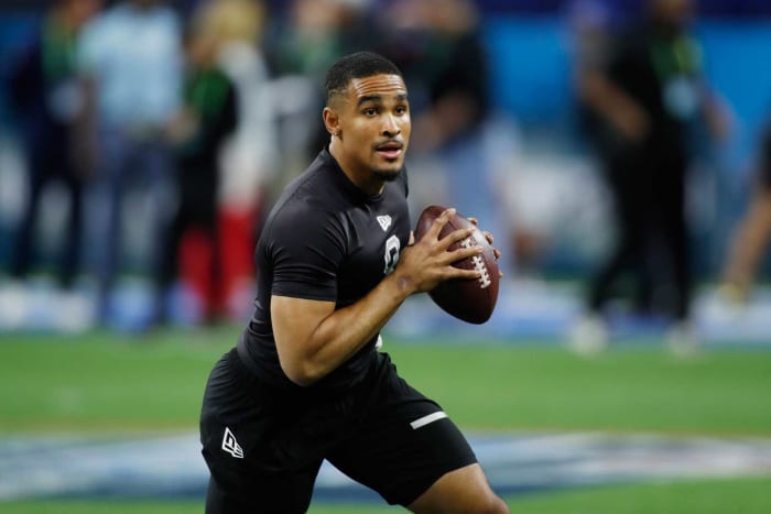 Potros de Indianápolis: Jalen Hurts, QB, Oklahoma