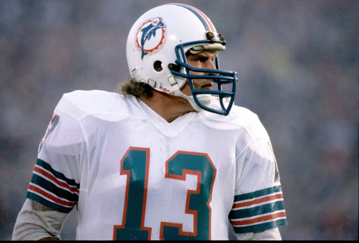 Ranking the QB matchup of every Super Bowl - NewsOpener Super Bowl XIX: Joe Montana, San Francisco 49ers, and Dan Marino, Miami Dolphins