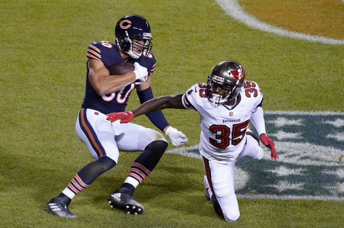 Long-TE-starved Bears receiving surprise help