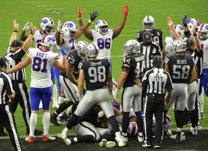 Raider defense underwhelms in big spot
