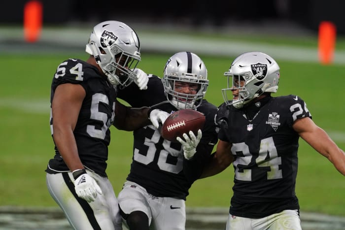 NFL Week 10 grades from around the league - NewsOpener Maligned Raiders defense steps up