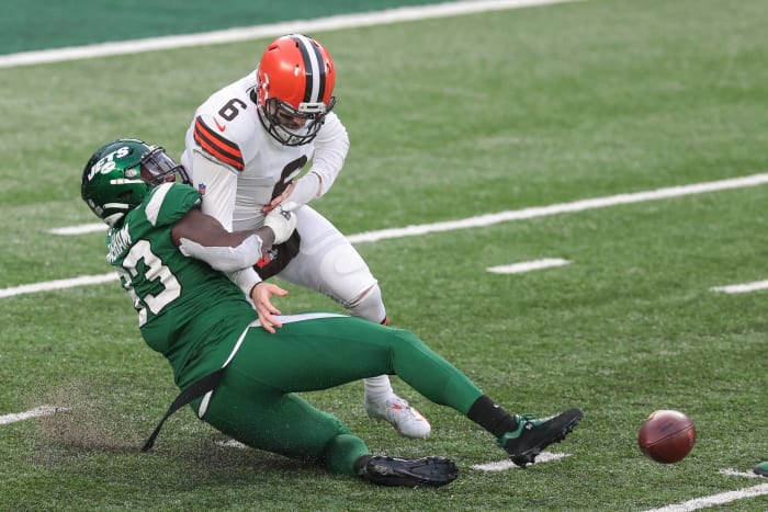 NFL Week 16 grades from around the league - NewsOpener Browns unable to overcome challenging circumstances